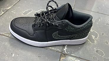 nike dunk: Мужские кроссовки, 41, Jordan, Б/у — 1