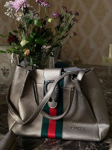 Çanta dəsti, Gucci