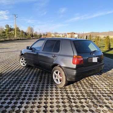 годф 3: Volkswagen Golf: 1995 г., 1.8 л, Механика, Бензин, Хетчбек