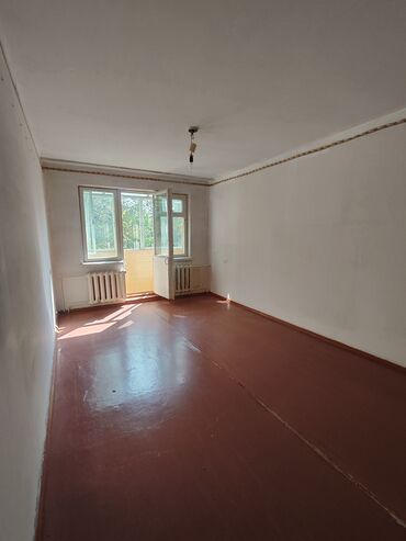 продаю участок иссык куль: 2 комнаты, 44 м², 104 серия, 4 этаж, Старый ремонт