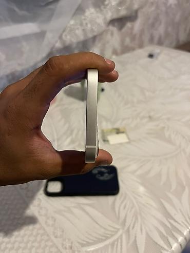 mac mini m2: IPhone 13, Ağ, Face ID — 8