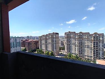 Mənzillər: 3 otaqlı, Yeni tikili, 128 kv. m — 8