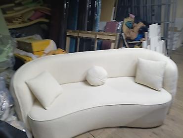Divan işləməyib,təzədir.Qiymət 250 azn. Razılaşma yolu ilə.Real