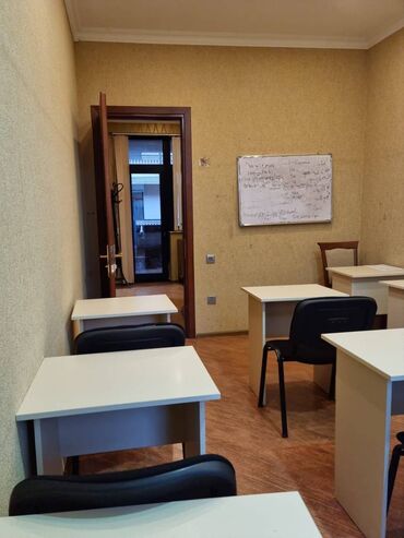 Ofislər: Baksovetdə yerləşən ümumi sahəsi 315 kv,m olan,3 mərtəbəli binanın -da lalafo.az — 2 Ofislər: Baksovetdə yerləşən ümumi sahəsi 315 kv,m olan,3 mərtəbəli binanın — 2