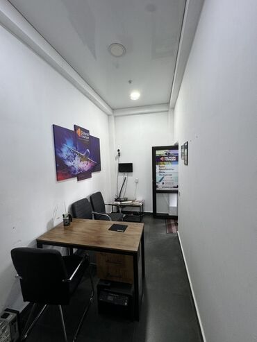 продам офисное помещение: Сдаю Офис, 10 м², В бизнес центре