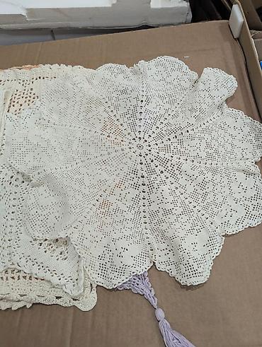 Другие предметы коллекционирования: Салфетки вязаные разные. 1ая из шерстяных ниток средняя. средние и — 11