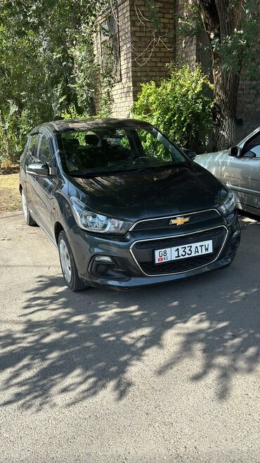дешевые машыны: Chevrolet Spark: 2016 г., 1 л, Вариатор, Бензин, Хетчбек