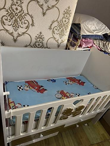 rawotka: Oğlan və qız üçün, Yeni, Dördbucaq, Beşik, Dəst ilə, Matras ilə, Yellənmə mexanizmi ilə — 5
