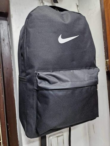 Sportske torbe i rančevi: Školske torbe ima nove modele samo 2300 din veličine 46x37 — 3