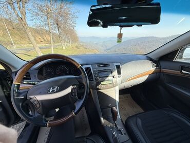 Hyundai: Hyundai Sonata: 2 l | 2008 il Sedan — 17