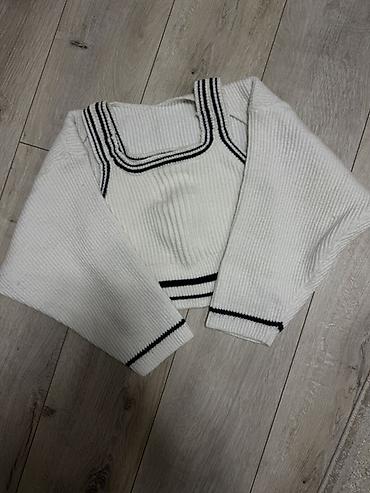 Sviterlər: Ağ rəngli trikotaj crop ve jilet dest - Model: kvadrat yaxalı — 1