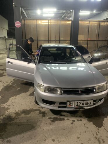 mitsubishi lancer авто: Mitsubishi Lancer: 1999 г., 1.3 л, Вариатор, Бензин, Седан