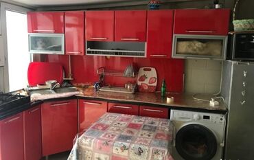 Günlük kirayə mənzillər: Yasamal rayonu 1 ci alatavada 2 otaqli ev kiraye verilir.Ev 4 oglana