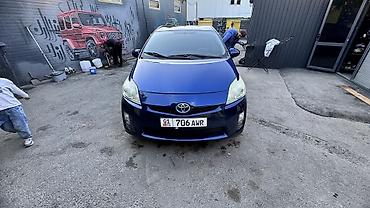хонда адисей 2010: Toyota Prius: 2011 г., 1.8 л, Вариатор, Гибрид, Хэтчбэк — 3