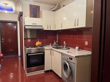 Uzunmüddətli kirayə mənzillər: 1 otaqlı mənzil – tam mebel və texnika ilə - Geniş işıqlı zal: L — 4