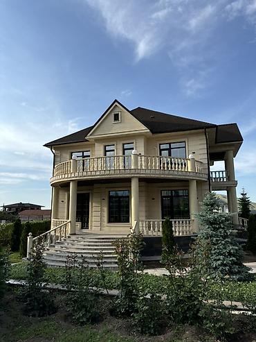 Такой особняк с таким большим участком в этом районе вы больше не