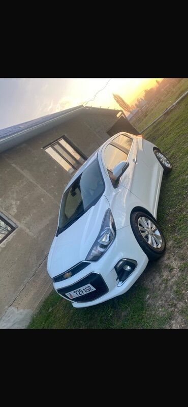 рация для фуры: Chevrolet Spark: 2016 г., 0.1 л, Автомат, Бензин, Хэтчбэк