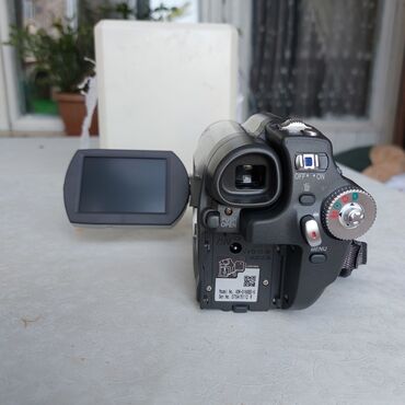 видеокамеру панасоник: Продаю новую видео камеру модель Panasonic 
VDR-D160 все в комплекте