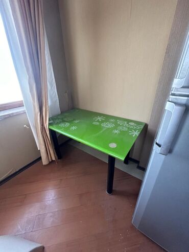 kontakt home metbex stol stul: Mətbəx masası, İşlənmiş, Açılmayan, Dördbucaq masa, Belarusiya