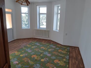 Долгосрочная аренда домов: 250 м², 7 комнат, Бронированные двери, Парковка, Подвал, погреб at lalafo.kg — 14 Долгосрочная аренда домов: 250 м², 7 комнат, Бронированные двери, Парковка, Подвал, погреб — 14