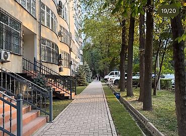 Долгосрочная аренда квартир: Сдаётся дуплекс пентхаус с 5 спальнями рядом с бульваром Эркиндик. В — 16