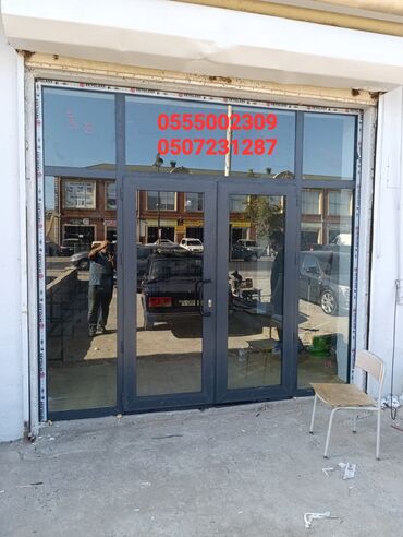 Bunker qapıları: Mağaza qapıları Şüşə