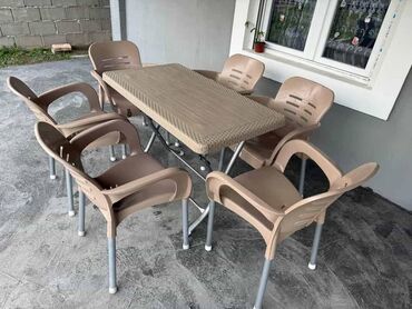 Setovi stolova i stolica: Bastenski set ! Sto sa četiri ili sest stolice dimenzija stola 120x70 — 10
