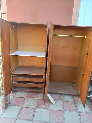 alt stolu: İki bölməli taxta qarderob dolabı - Material: ağac üzlü MDF/şpon — 2