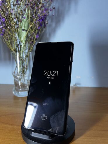 ми 9 с: Samsung Galaxy S10 Plus, Б/у, 128 ГБ, цвет - Черный, 2 SIM, eSIM