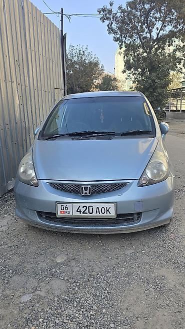 Honda: Honda Fit: 2004 г., 1.3 л, Автомат, Бензин, Хэтчбэк — 3