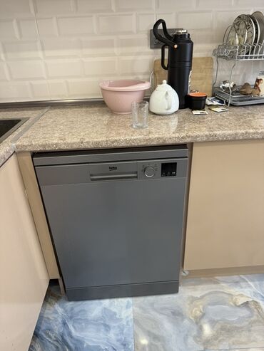 Köhnə tikili: Xırdalan, 3 otaqlı, Köhnə tikili, 122 kv. m -da lalafo.az — 16 Köhnə tikili: Xırdalan, 3 otaqlı, Köhnə tikili, 122 kv. m — 16