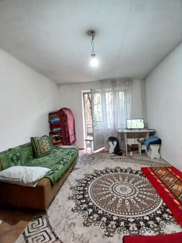 квартиры в рассрочку без первоначального взноса бишкек: 1 комната, 30 м², Индивидуалка, 3 этаж, Старый ремонт