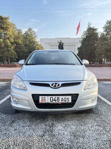 Hyundai: Hyundai i30: 2010 г., 1.6 л, Робот, Бензин, Хэтчбэк