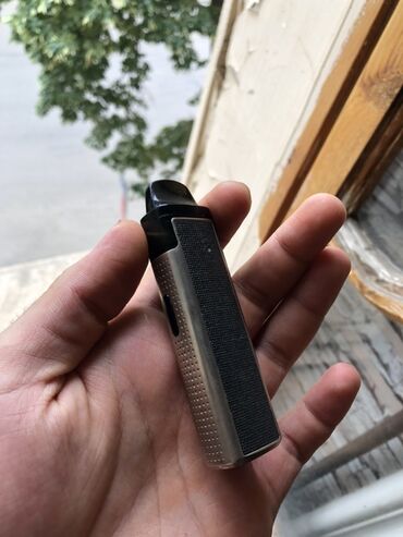 qarin ve bel piylerini eritmek: Smoant Santi elektron siqareti. Kompakt dizaynı ilə rahat istifadə