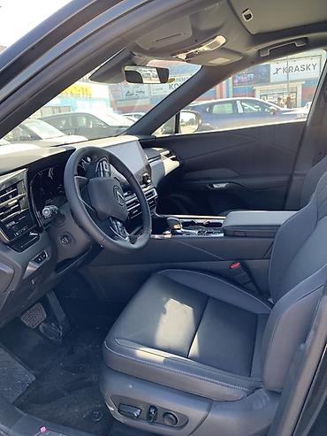 продаю lexus: Lexus RX: 2026 г., 2 л, Бензин, Кроссовер — 2