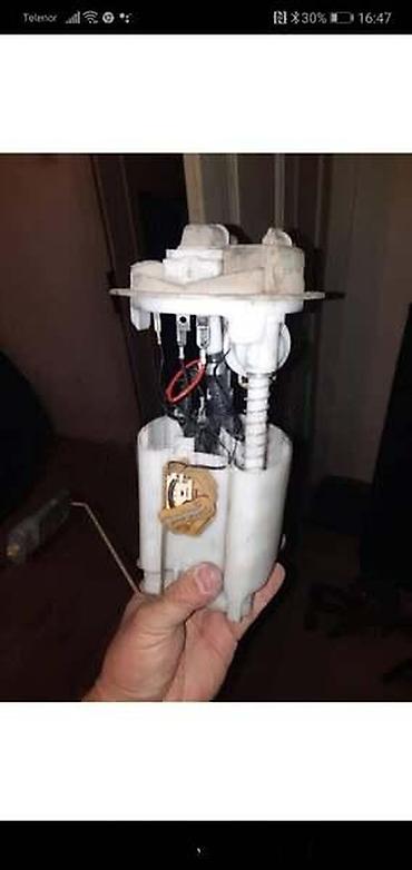 twingo 2002: PUMPA ZA BENZIN ZA PEUGEOT 206 | imam sve delove za peugeot 206 — 2