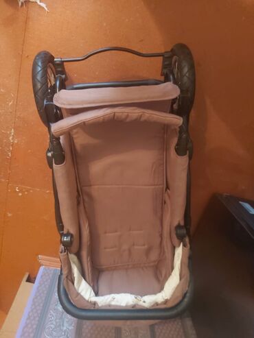 Digər detal və aksessuarlar: Təcilli. Köçməklə əlaqədar satılır. Tezedir, çox az istifadə olunub — 7