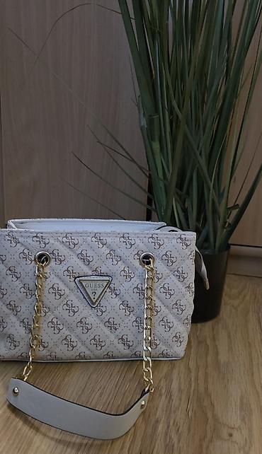 Modni rančevi: GUESS LOUISS VUITTON MICHAEL KORS. Elegantne damske torbe – crna — 13