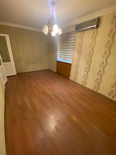 Uzunmüddətli kirayə mənzillər: Durujba Kinoteatırının yanında 5 mərtəbəli binanın 1-ci mərtbəsi 3 -da lalafo.az — 1 Uzunmüddətli kirayə mənzillər: Durujba Kinoteatırının yanında 5 mərtəbəli binanın 1-ci mərtbəsi 3 — 1