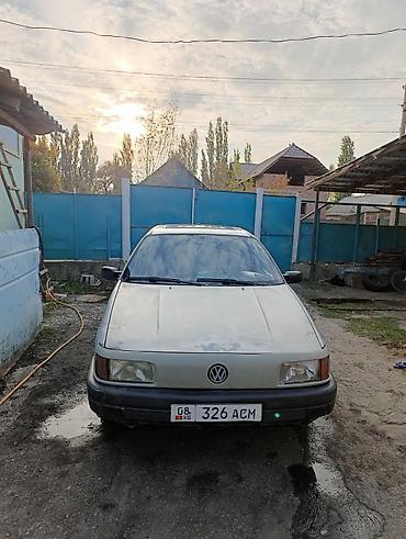 Volkswagen: Volkswagen Passat: 1992 г., 1.8 л, Механика, Бензин, Седан — 3