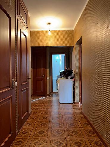 3 комнаты, 72 м², ул. Алматинка / Салиева Индивидуалка, 5 этаж, Косметический ремонт