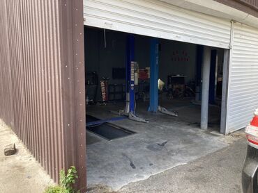 hezi aslanovda kiraye evler 300 azn: Arenda. Servis islek veziyetdedir. Qaldiricisi var bir boksu 400 azn