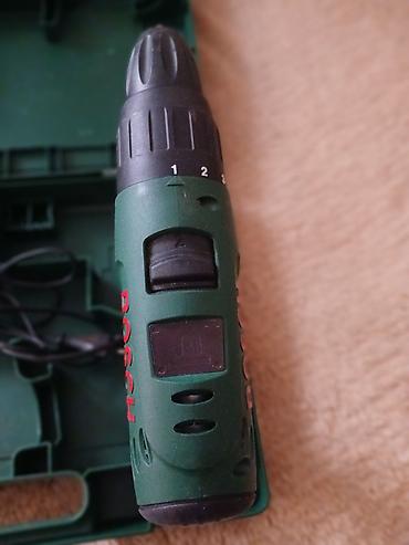 rucni nosko: Bosch PSB 12 VE-2 akumulatorska bušilica/odvijač u koferu. - Napon — 2