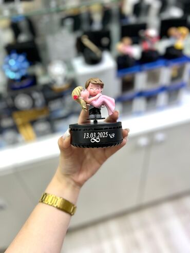 Fiqurlar: Fiqur, Plastik, rəng - Qara — 13