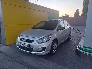 getz 2: Hyundai Accent: 2013 г., 1.6 л, Механика, Бензин, Седан — 2