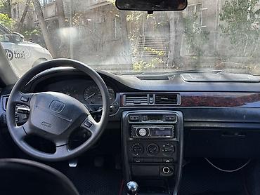 сивит: Honda Civic: 2000 г., 1.5 л, Газ — 5