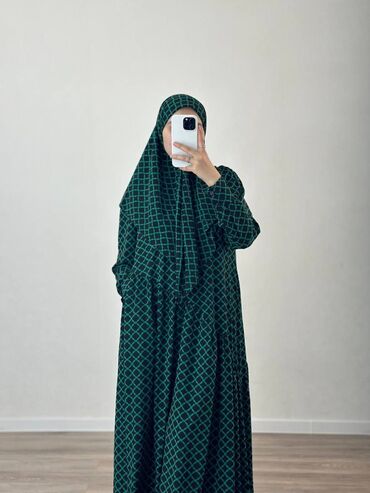 арабские платья: Вечернее платье, Длинная модель, Шелк, С рукавами, XL (EU 42), 2XL (EU 44), 3XL (EU 46)