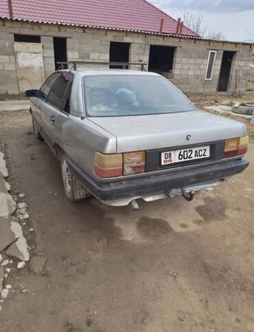 Audi: Audi 100: 1986 г., 1.8 л, Механика, Бензин, Седан