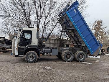 Грузовики: Грузовик, Volvo, Стандарт, 7 т — 9