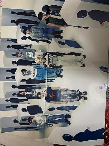 dəftər üzü şəkilləri: K-pop temalı poster dəsti - Çoxsəhifəli, iri formatlı posterlər — 8